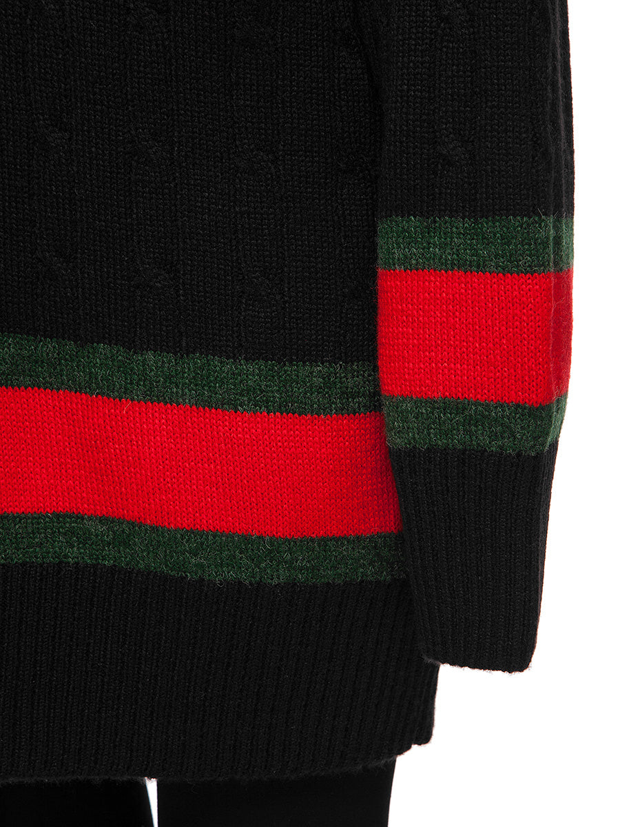 Übergroßer V-Ausschnitt-Pullover