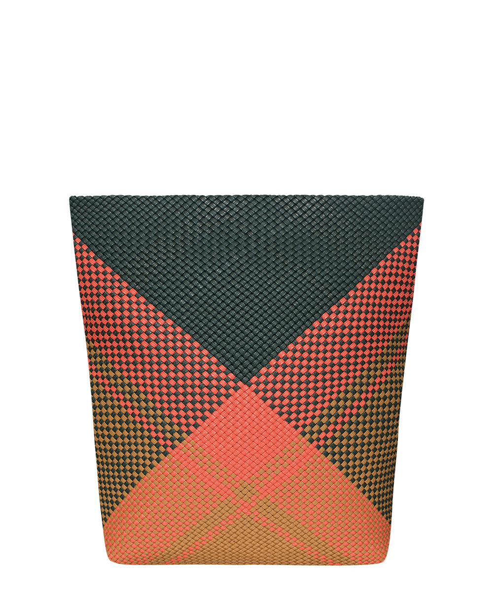 BASKETWEAVE BRAIDED BAG