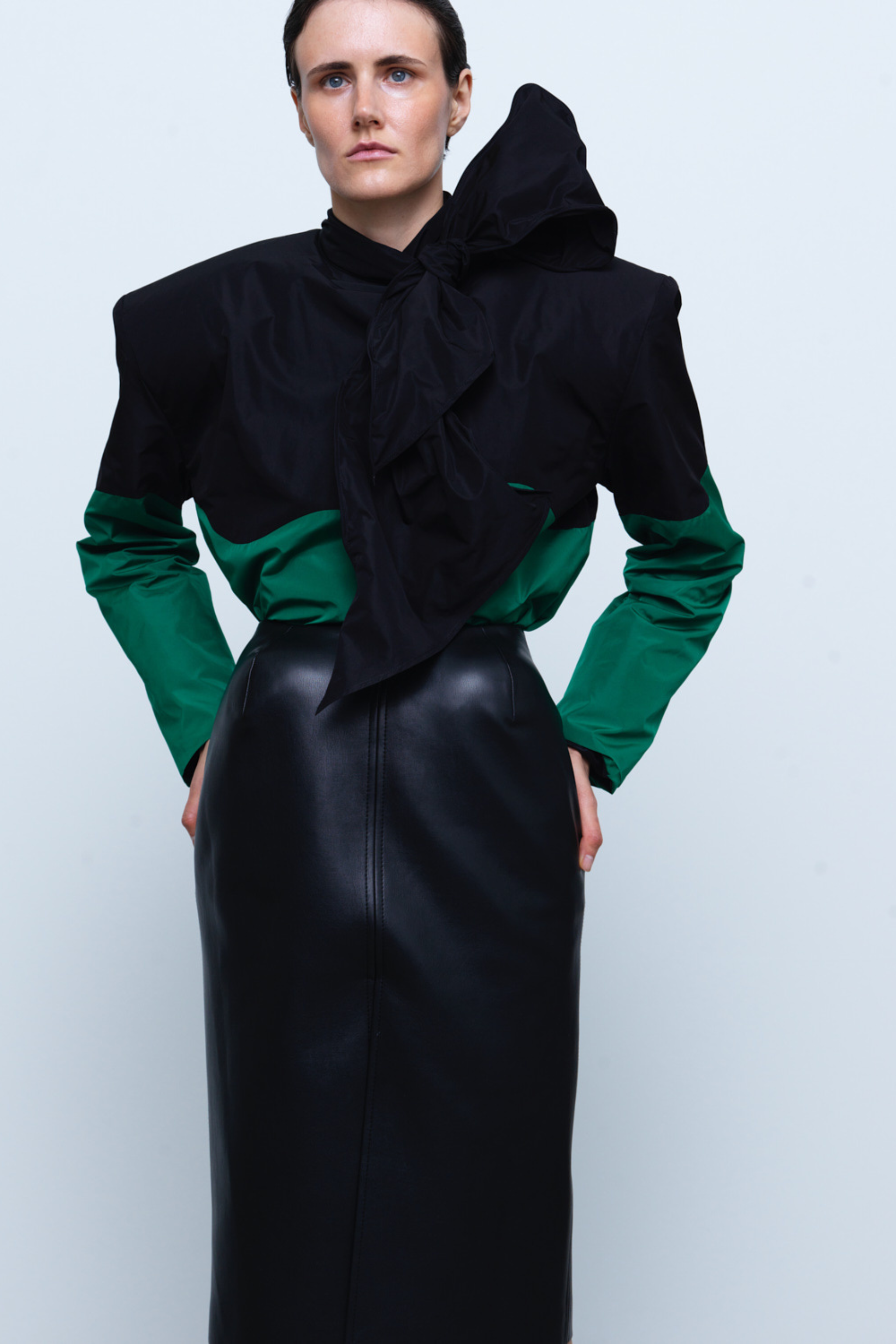 TOP#06 — Blouse with Voluminous Shoulders