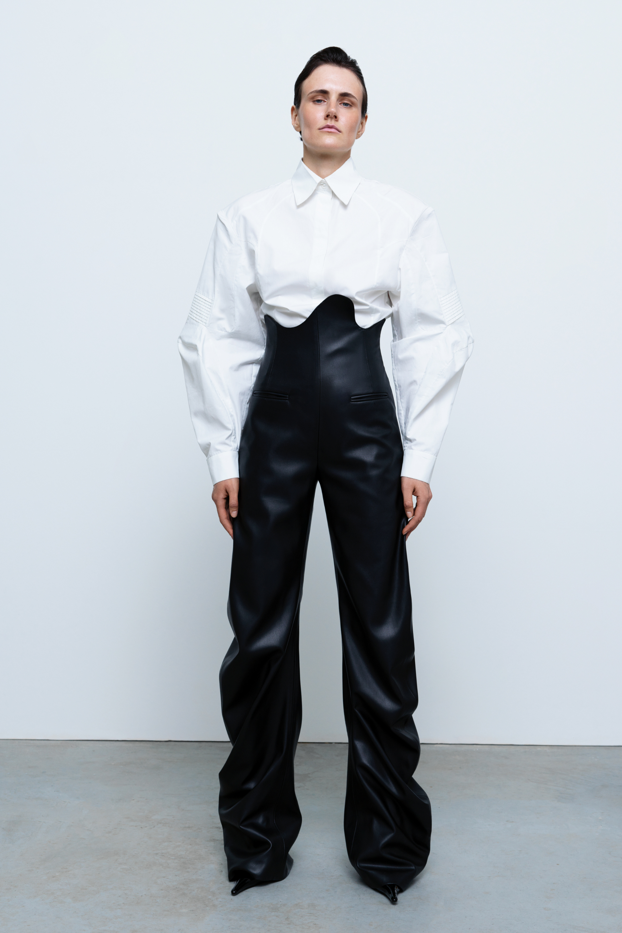 TOP#09 — Volume-Sleeve Cotton Shirt