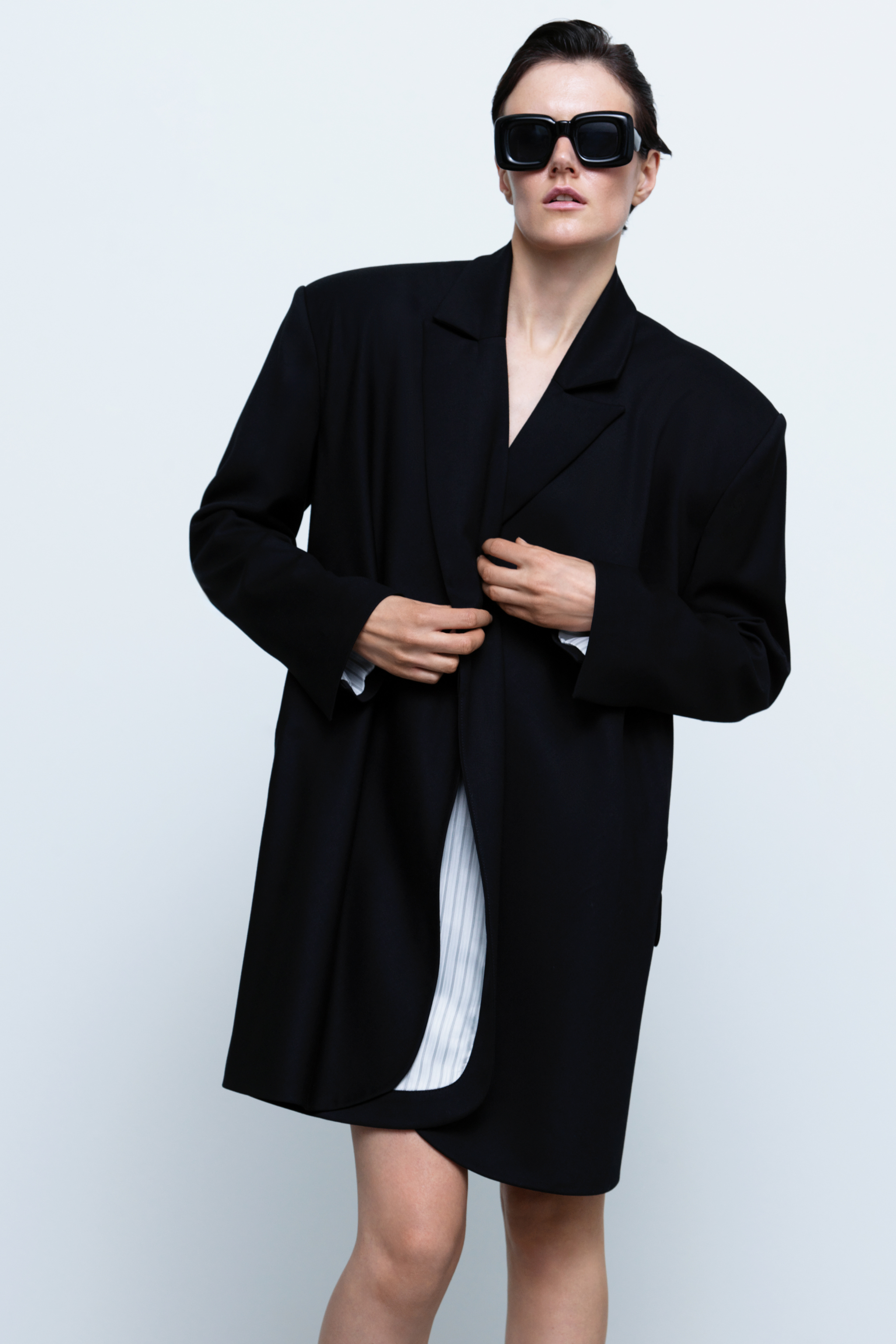 JACKET#08 — Oversized Boxy Suit Blazer