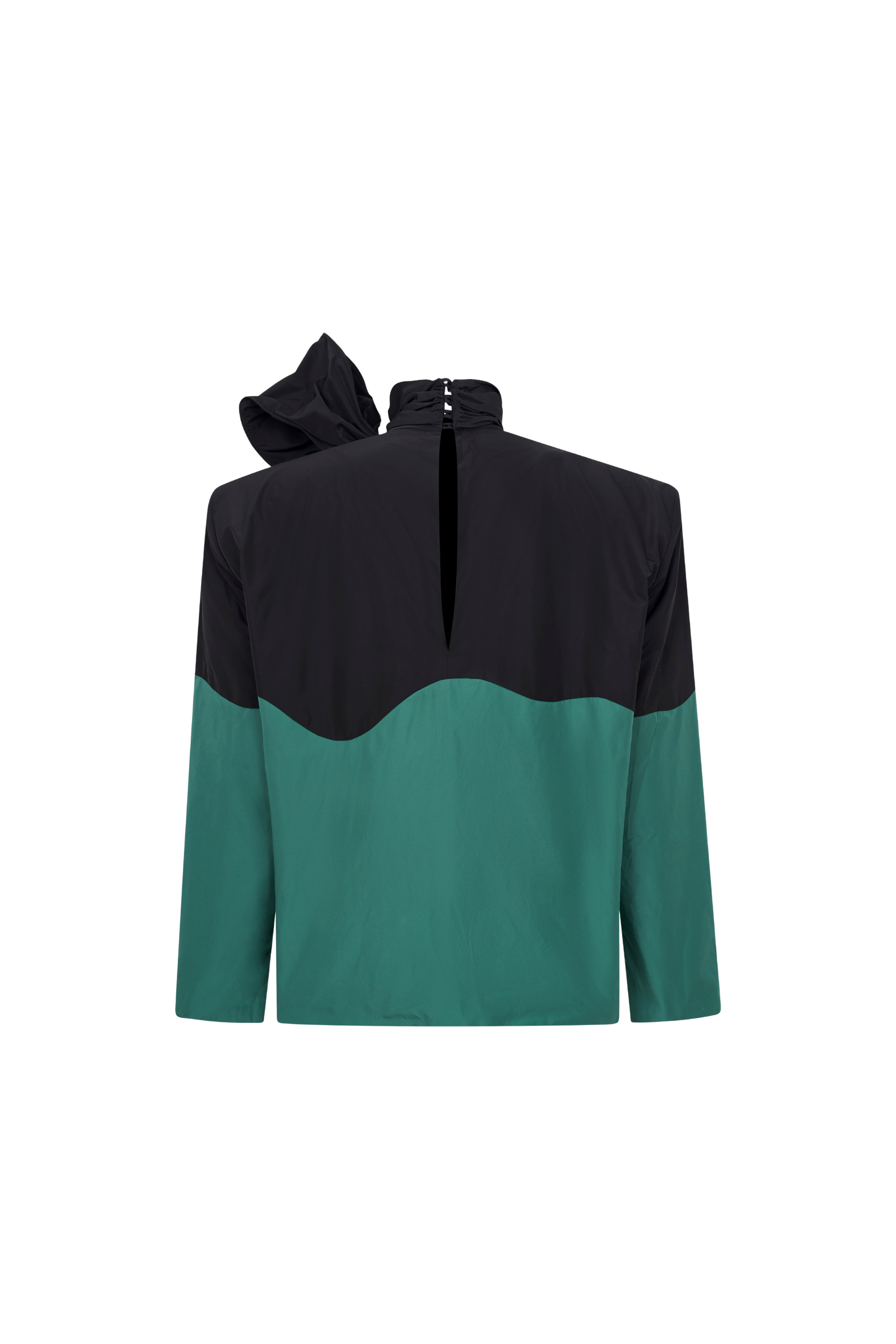 TOP#06 — Blouse with Voluminous Shoulders